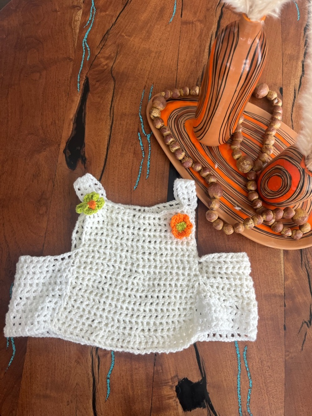 Vintage Festival Hand-Crocheted White Crop Top with Accent Flowers - Picture 7 of 7